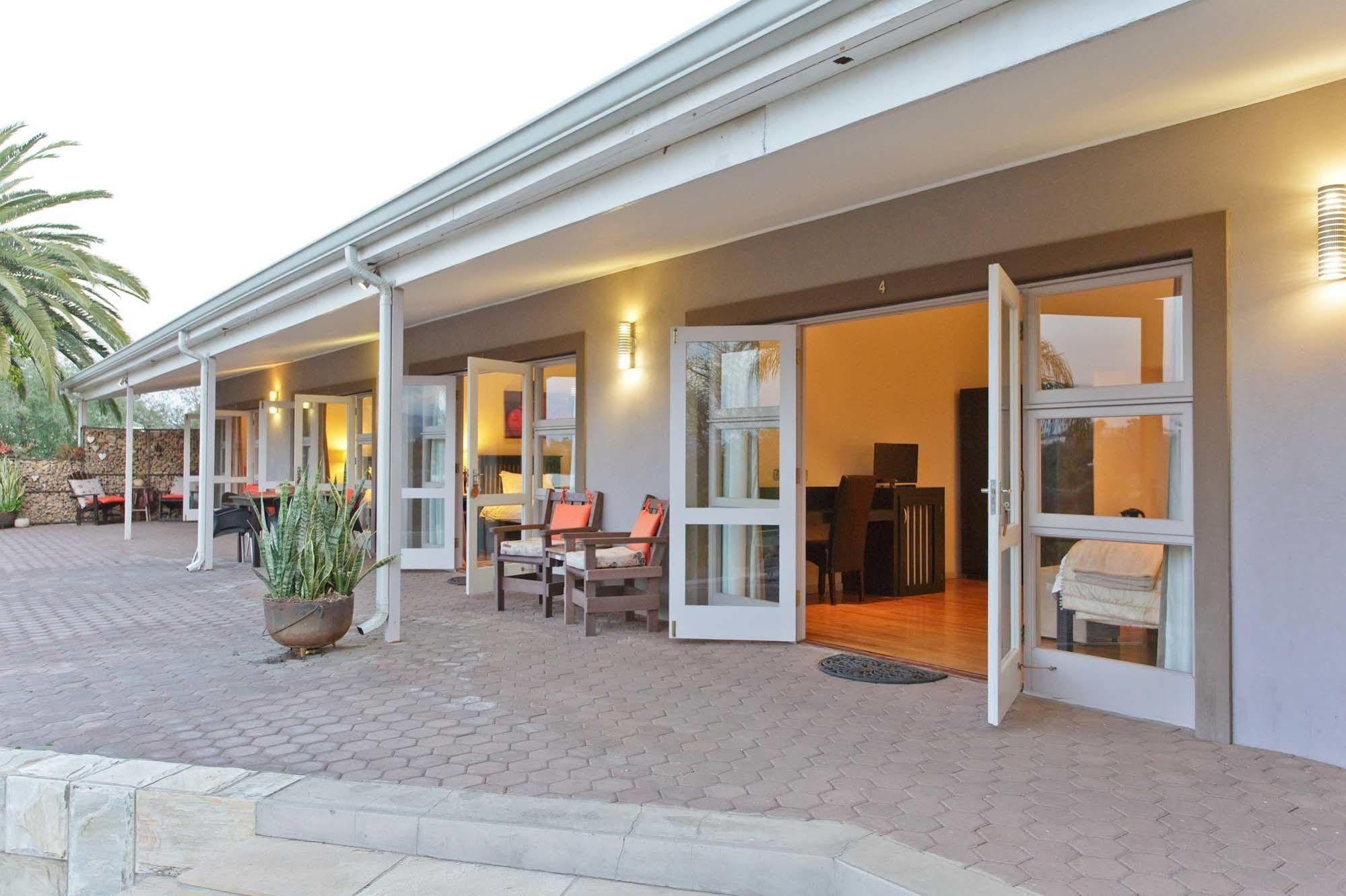 Hotel Aloe Manor Oudtshoorn Exterior foto